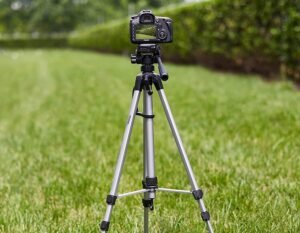 Best Tripod for Vlogging